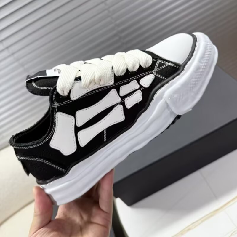Men'S Shoes With Height Increase - 男女兼用の溶解シューズ、厚底身長アップカジュアルボードシューズ、おしゃれなボーンキャンバスシューズ