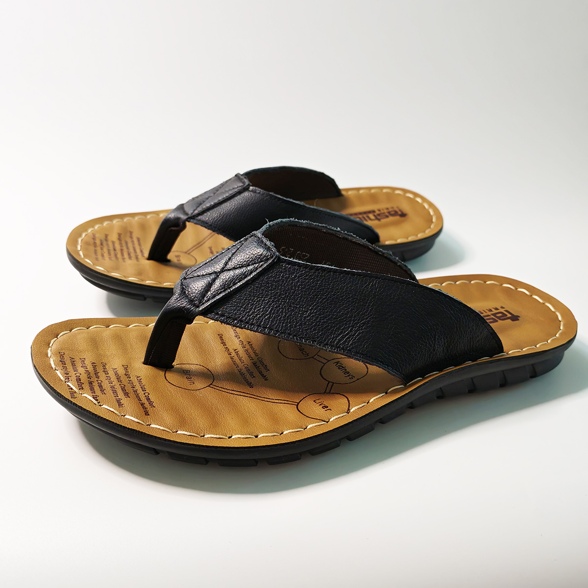 Men Shoes Brand - 夏の靴男性スリッパ本革メンズフリップフロップフラットメンズサンダルホリデーノンスリップブラックカーキ A673