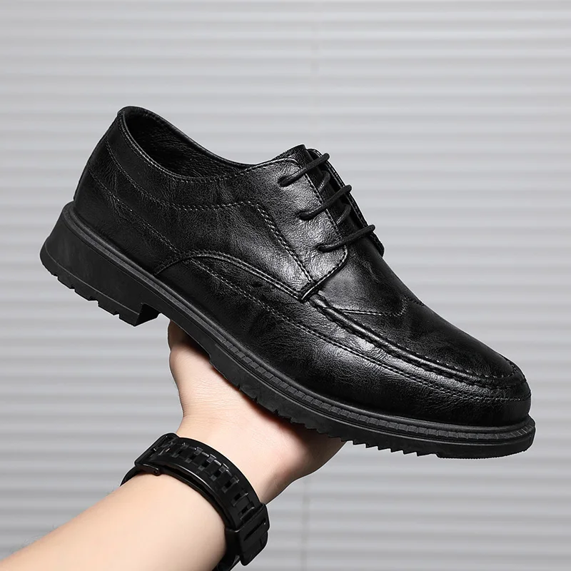 Men Shoes Louboutin - 男性用の高品質のカジュアルシューズ,快適で通気性のあるフォーマルウェア,イタリアの高級ブランド,レースアップ,滑り止めドライブ付き