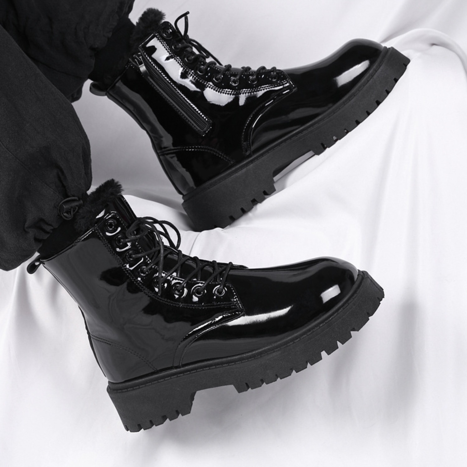 メンズ暖かいプラッシュハイカットブーツ、冬用ソフトソール滑り - Men Shoes 2026 のレビューと価格