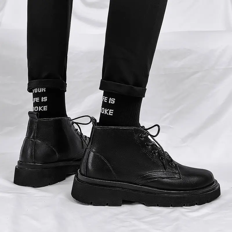 レザーブラックメンズハイカットレースアップブーツ秋ブリティッ - Men'S Shoes With Height Increase のレビューと価格