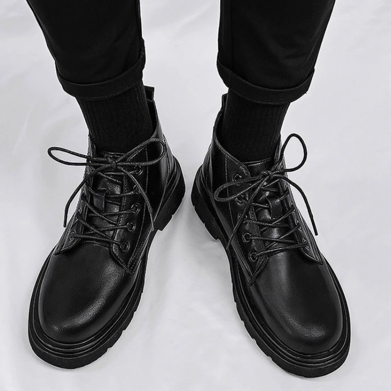 レザーブラックメンズハイカットレースアップブーツ秋ブリティッ - Men'S Shoes With Height Increase のレビューと価格