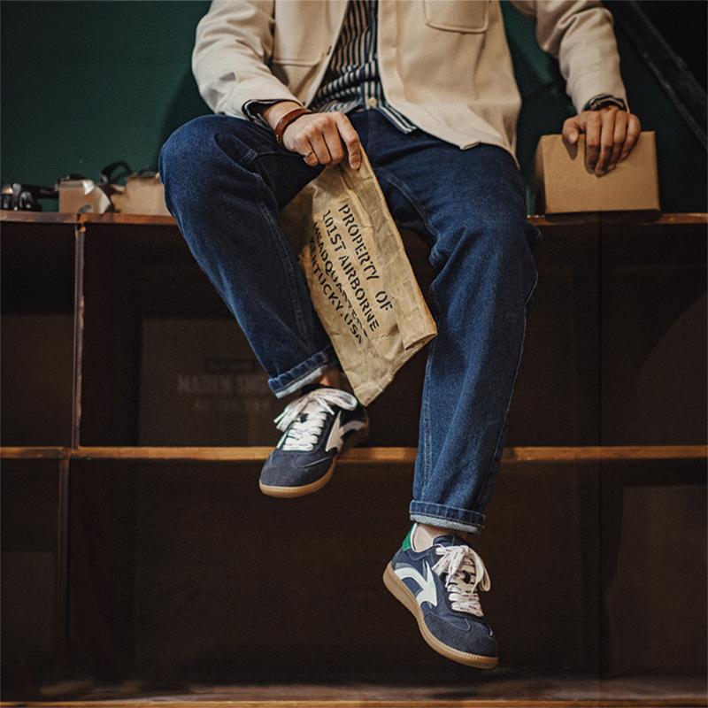Maden-男性用の軽量滑り止めスポーツシューズ,快適なラバ - Men Shoes Size 46 のレビューと価格