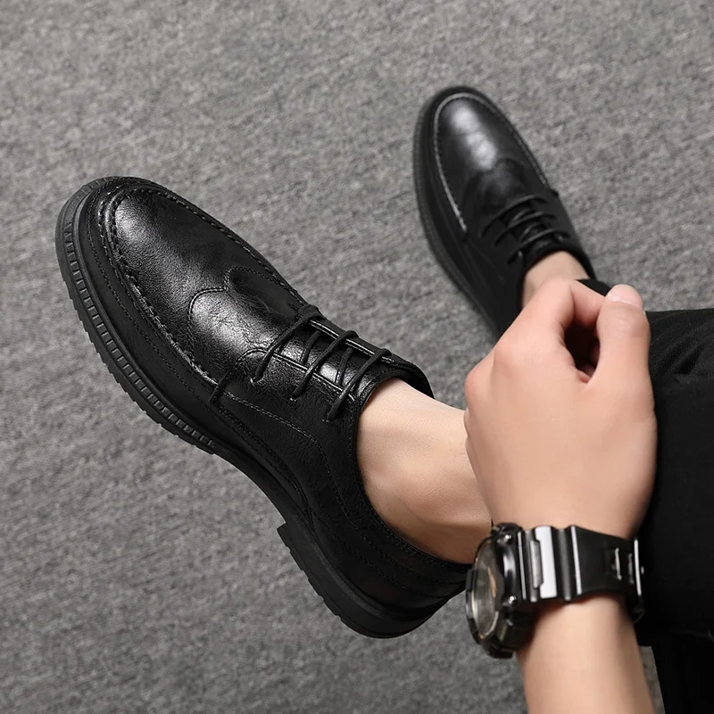 男性用の高品質のカジュアルシューズ,快適で通気性のあるフォー - Men Shoes Louboutin のレビューと価格