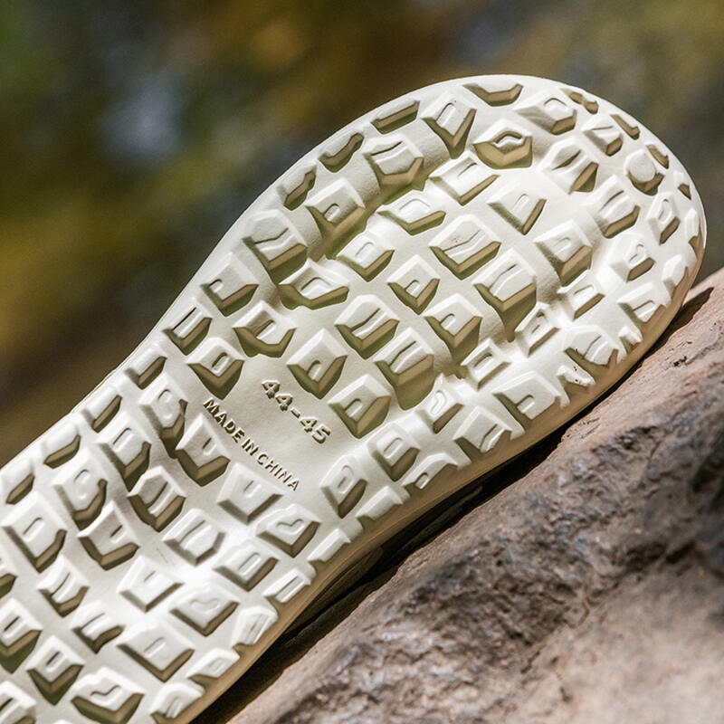ソフト厚底ノンスリップ屋外スリッパ男性夏 2026 通気性中 - Men Shoes Marks のレビューと価格